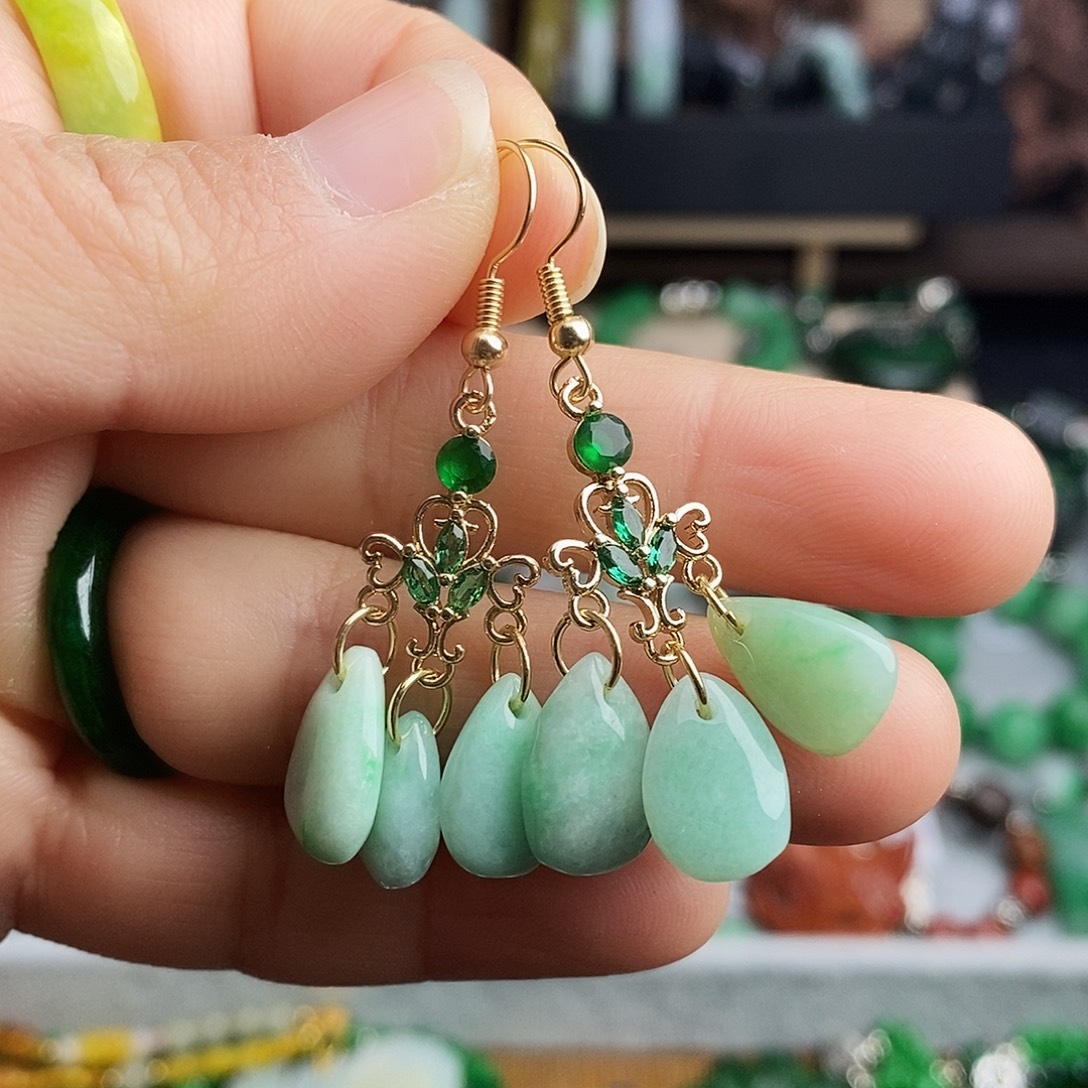 翡翠未镶嵌耳饰49