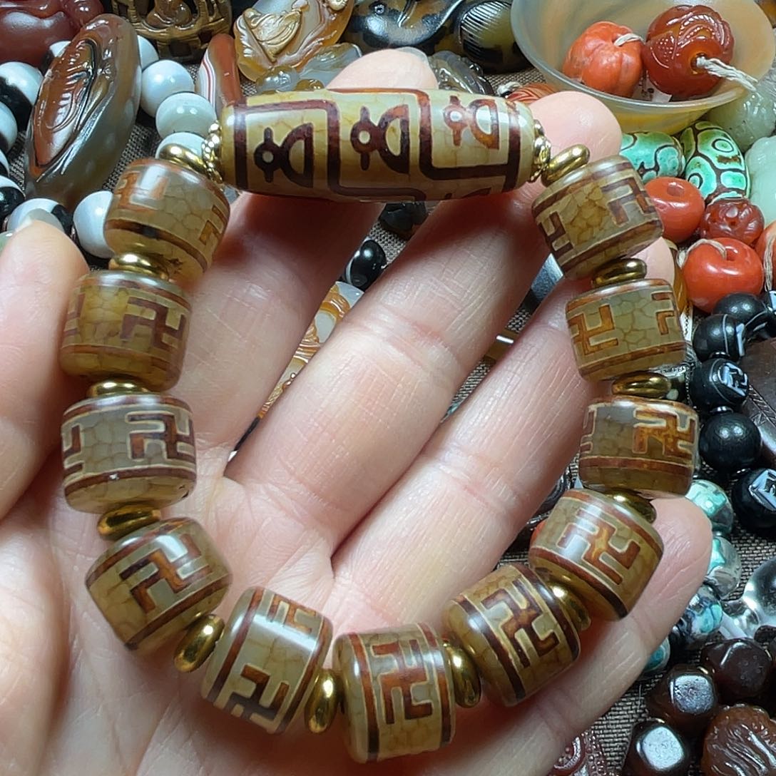 玛瑙/玉髓未镶嵌挂件