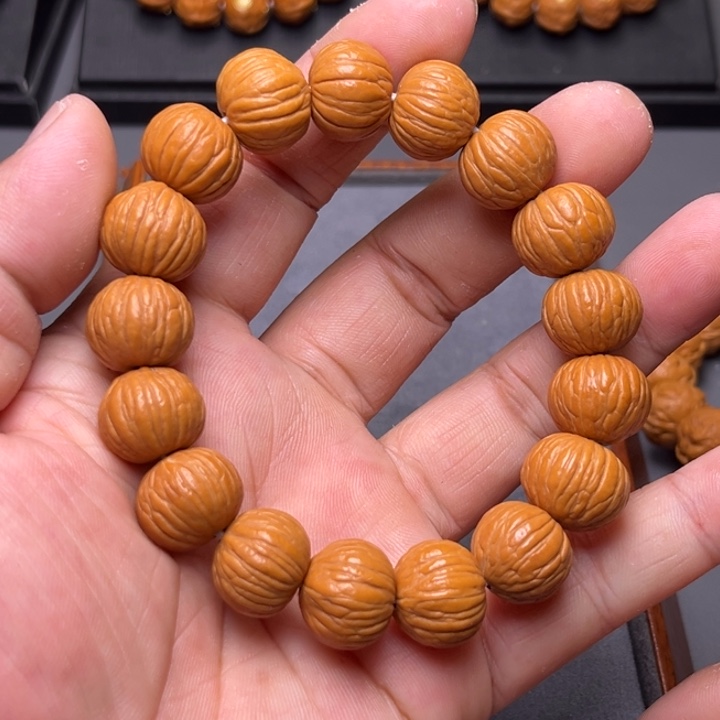 猴头核桃吊坠土豪