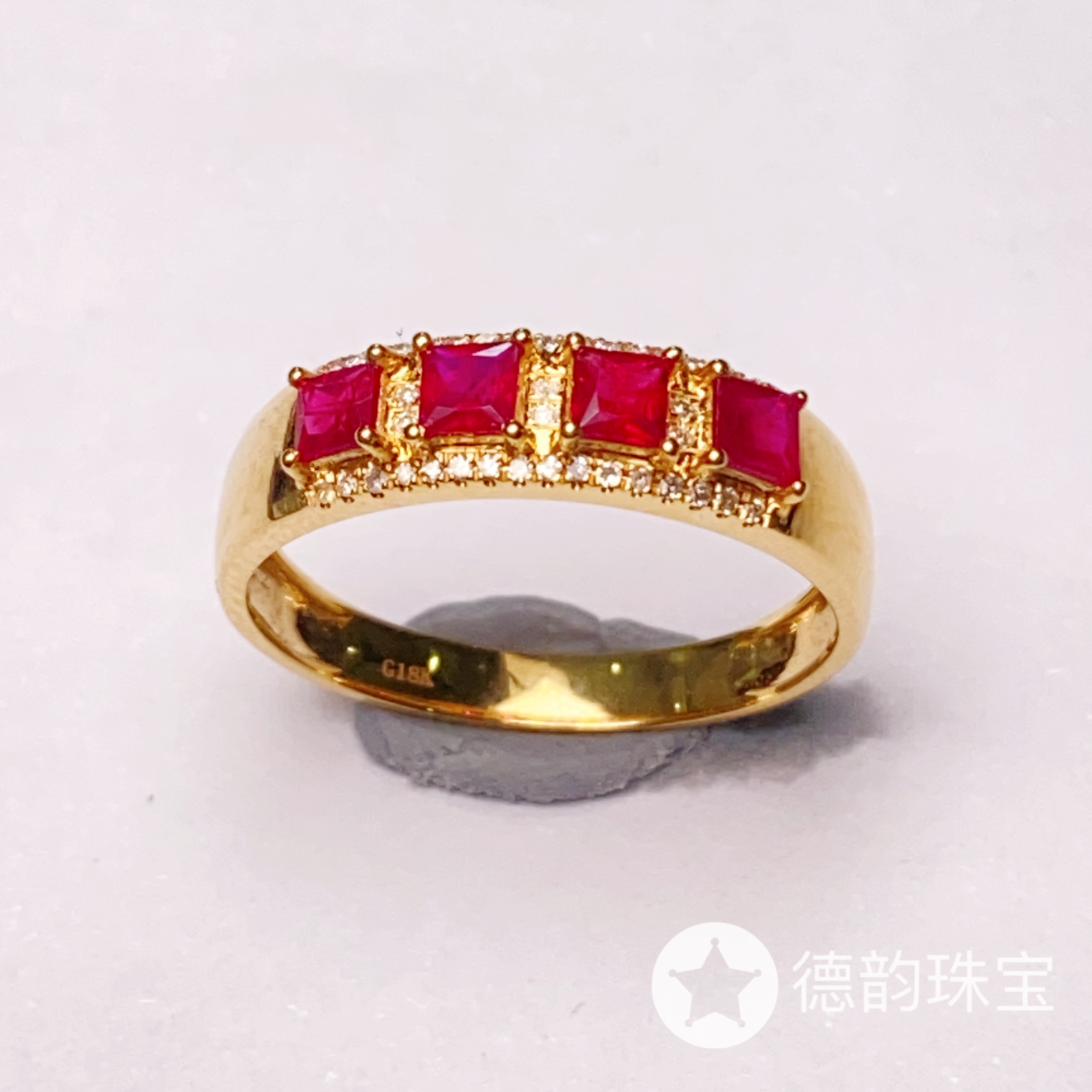 18k金镶嵌天然红宝石戒指