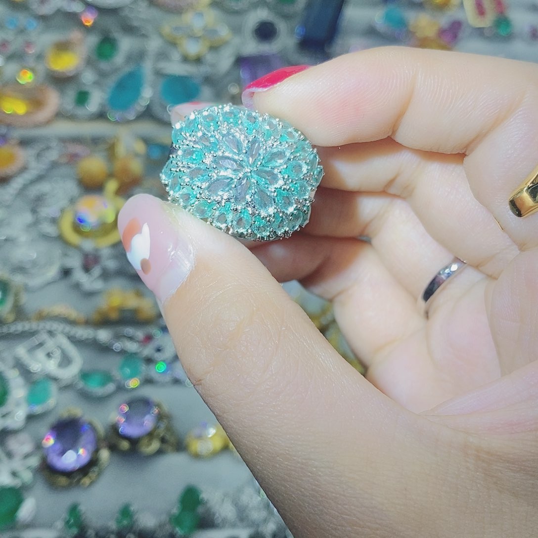 【闪购商品】托帕石耳饰银S925镶嵌