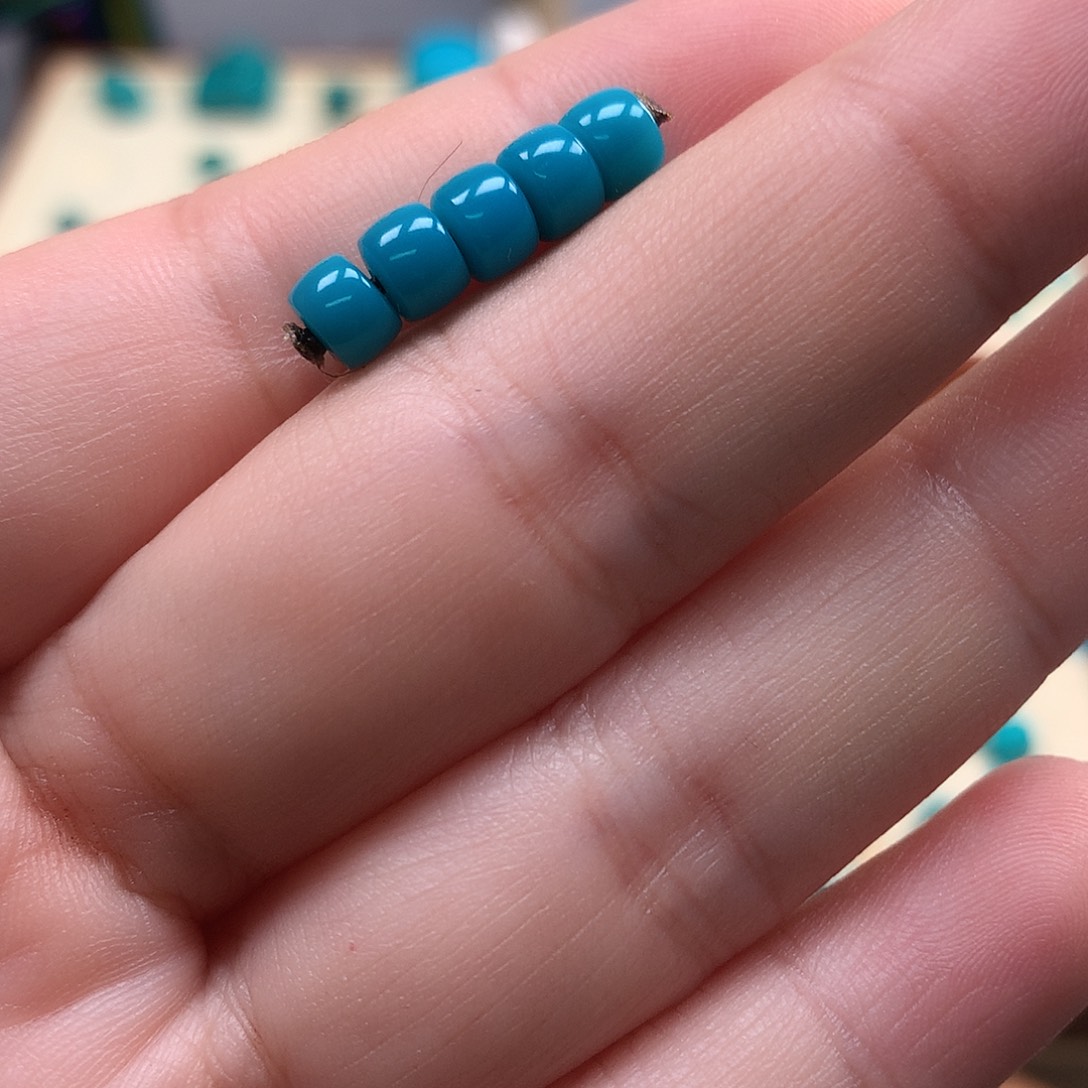 绿松石配饰未镶嵌