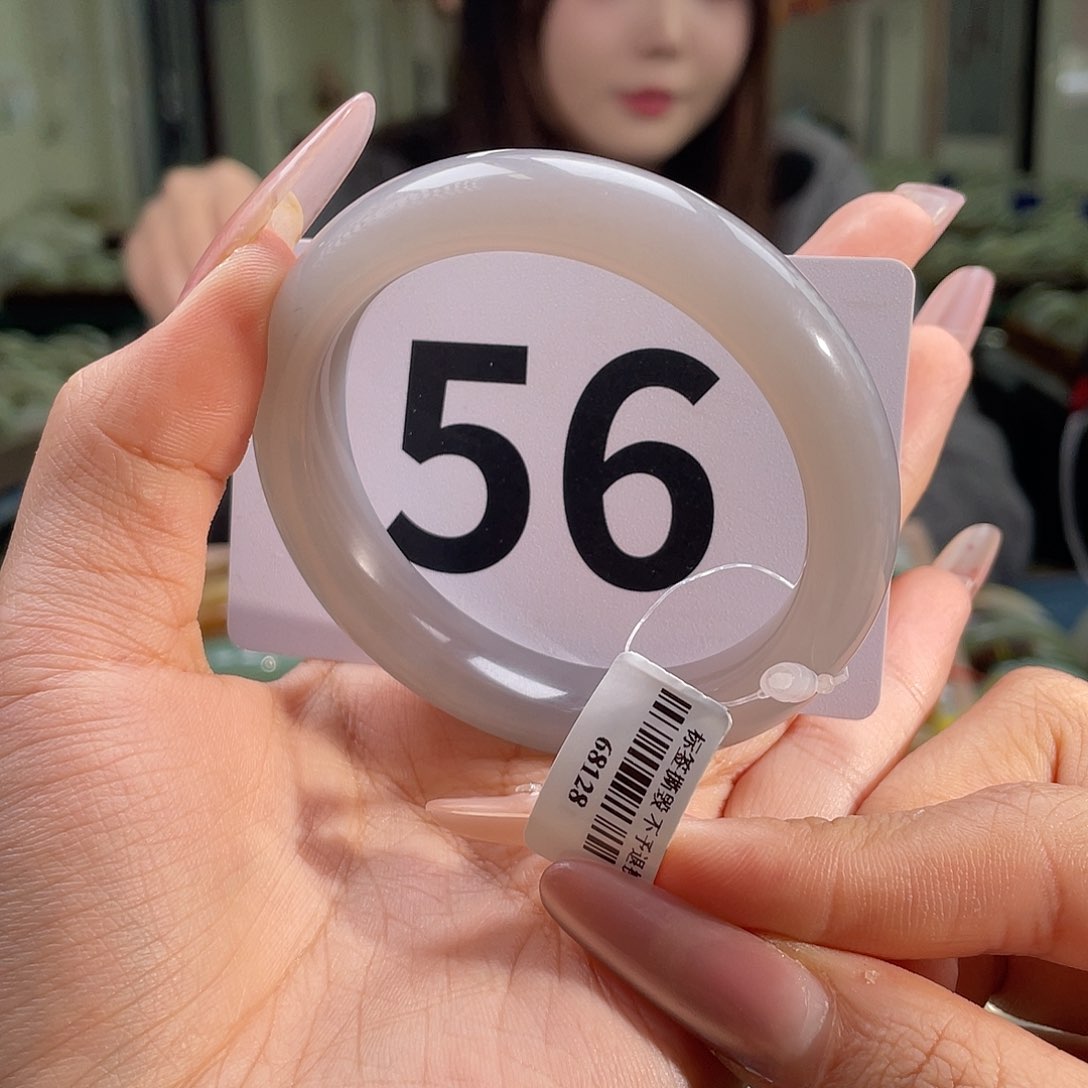 和田玉手镯未镶嵌锦*