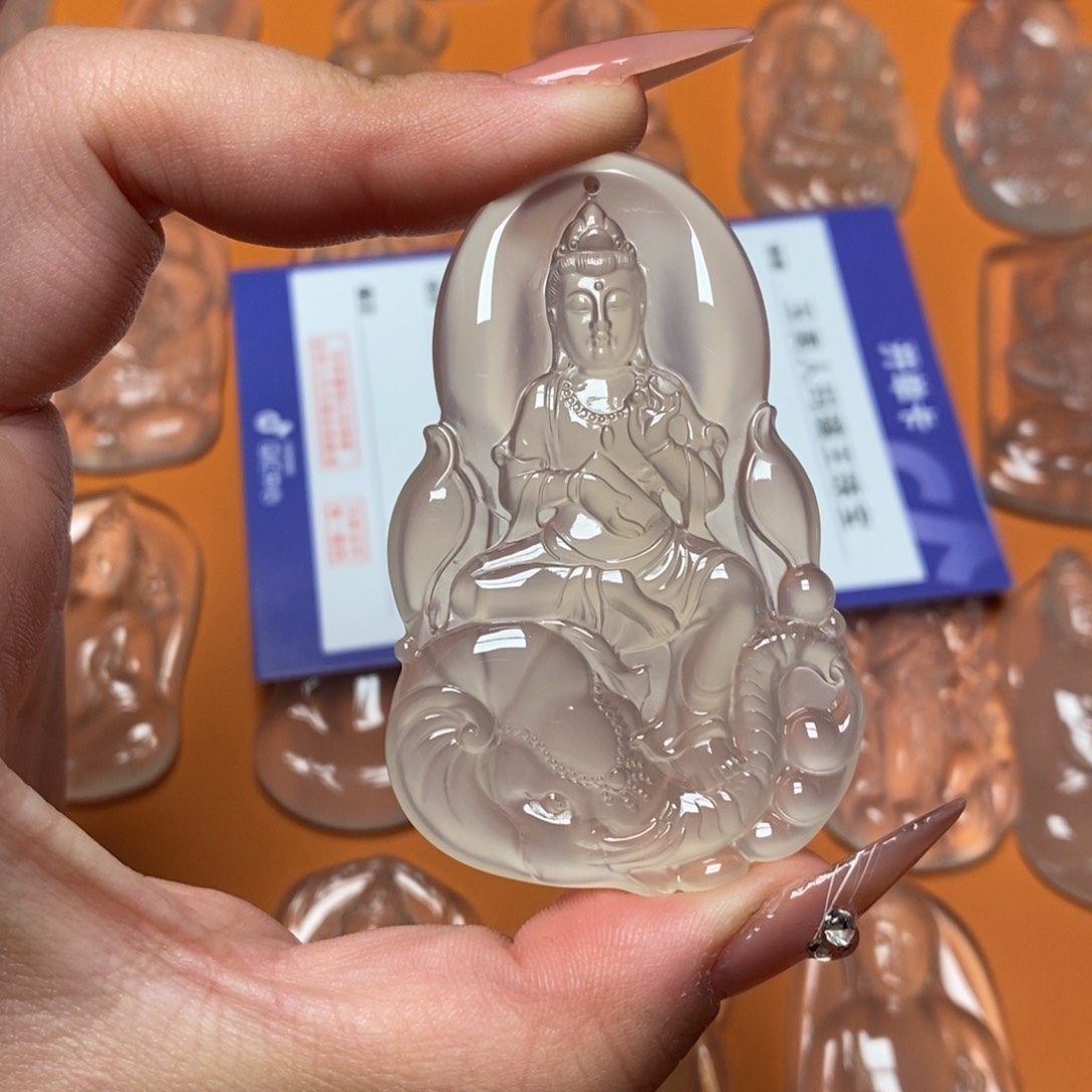 玛瑙/玉髓吊坠未镶嵌