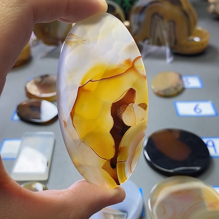 玛瑙/玉髓未镶嵌珠宝半成品192