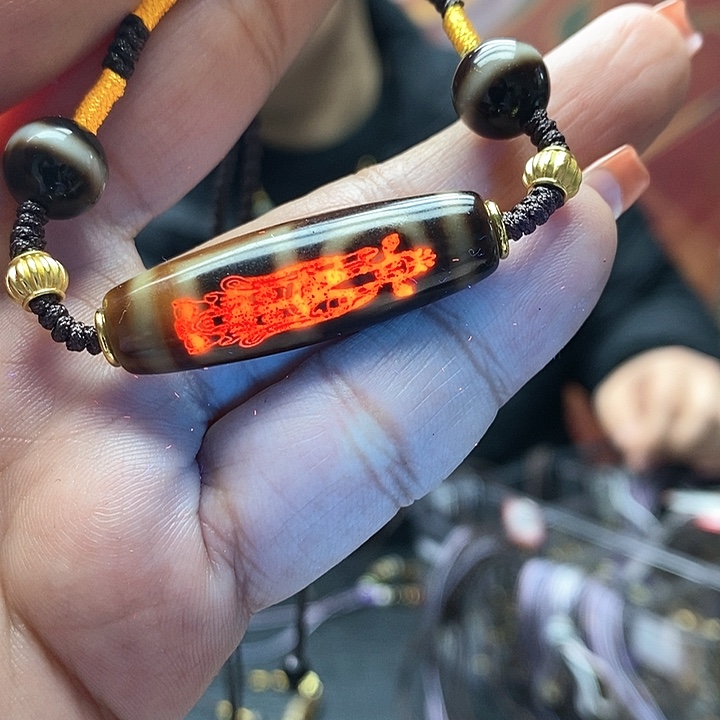 玛瑙/玉髓颈饰合金