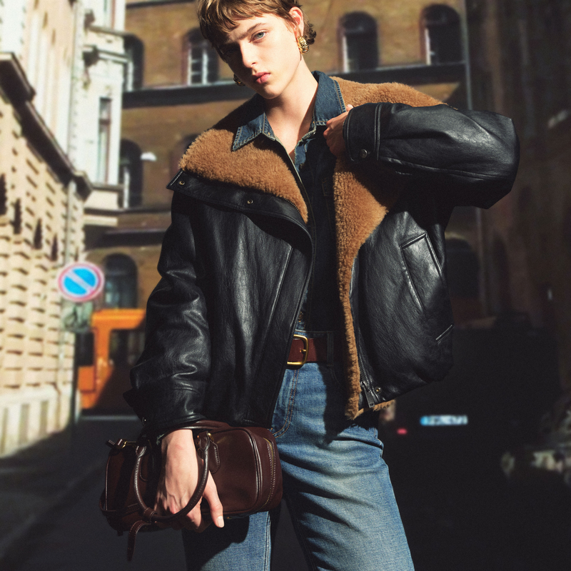 MOCO羽绒服2025冬新品90绒羊毛领素皮【轻暖漫游系列】MBE4EIN034