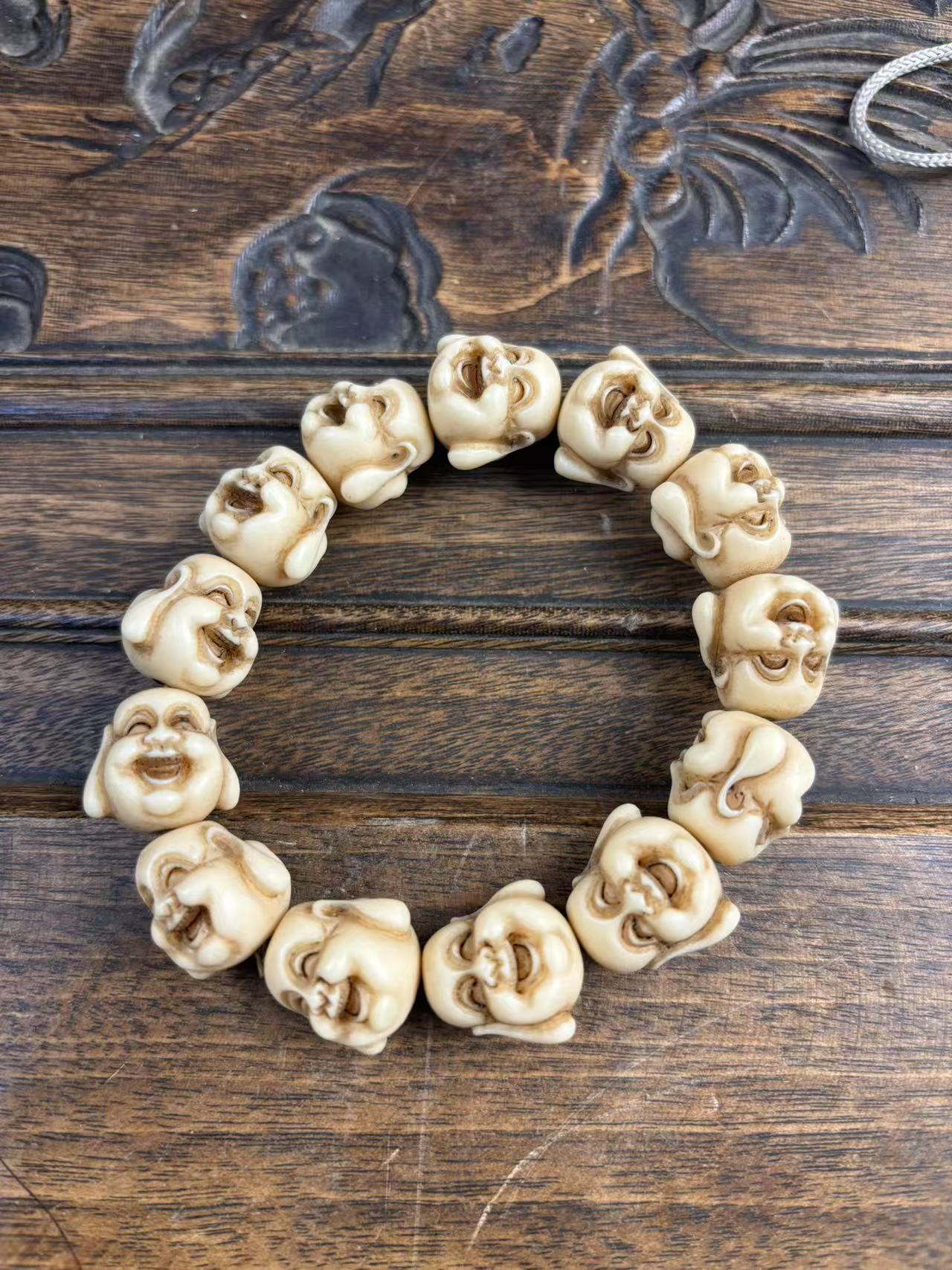 弥勒手串滴血莲花菩提