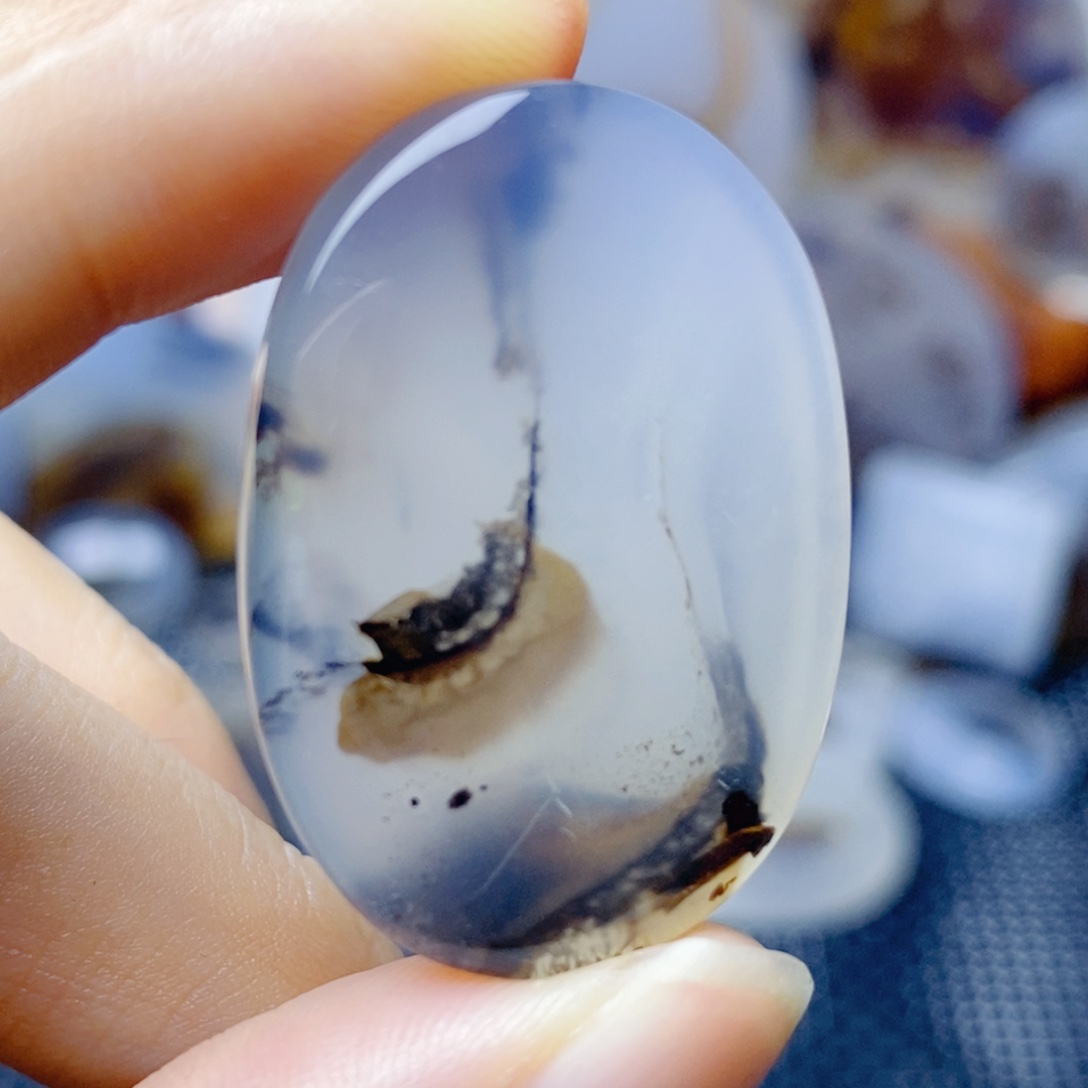 玛瑙/玉髓未镶嵌珠宝奇石