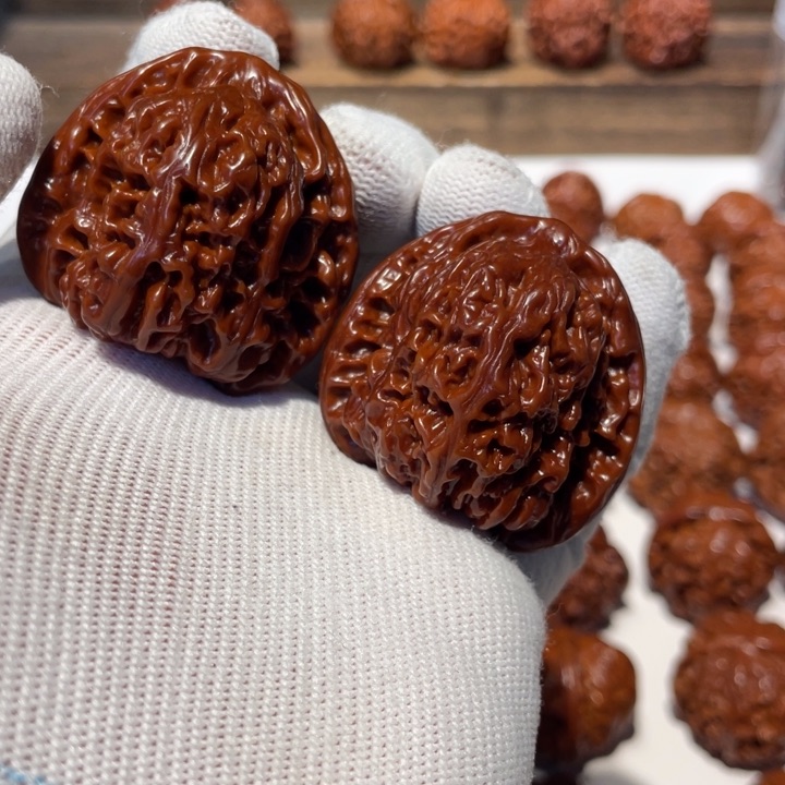 猴头核桃吊坠南疆石42.888.01