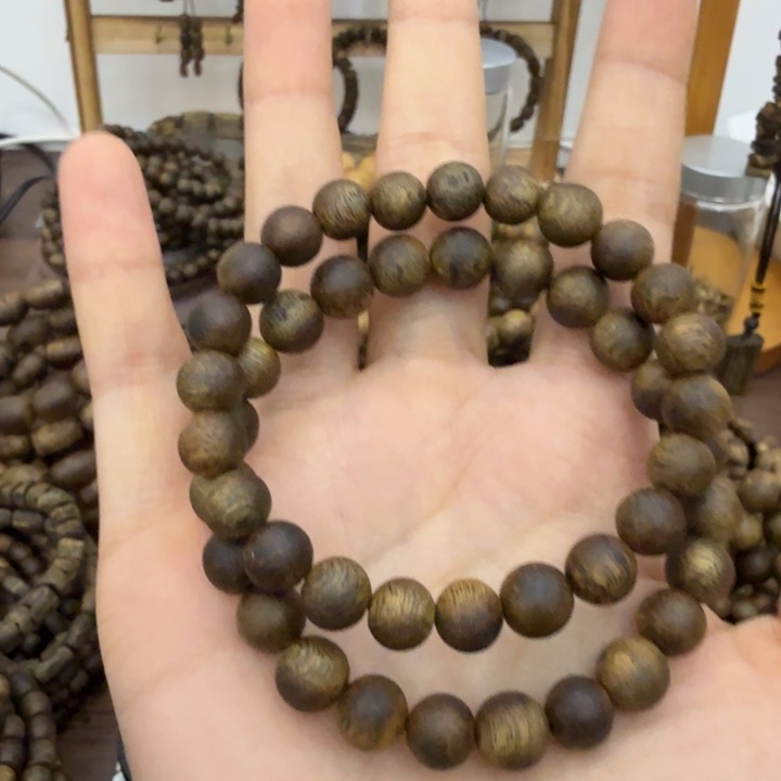 沉香碎屑沉香0.8单圈圆珠 多样性发一