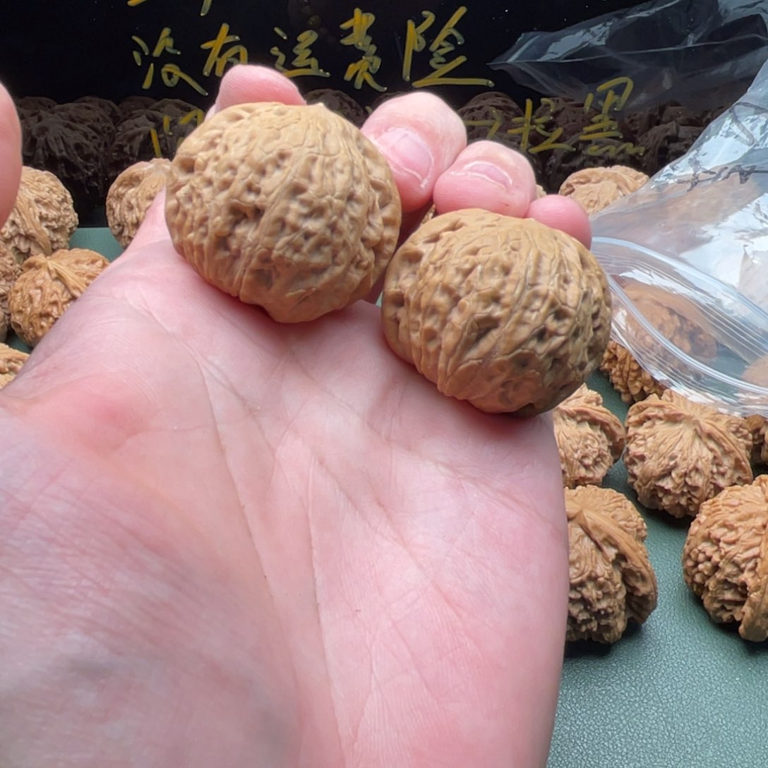 核桃把件「****厨37全品铁锤