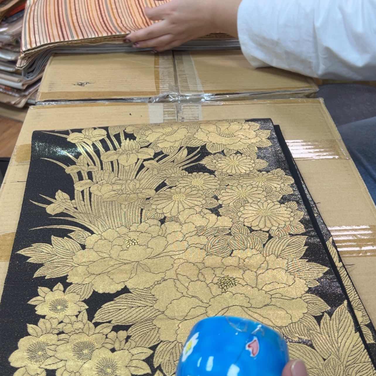 【闪购商品】蜜****ง陶瓷马克杯带盖勺