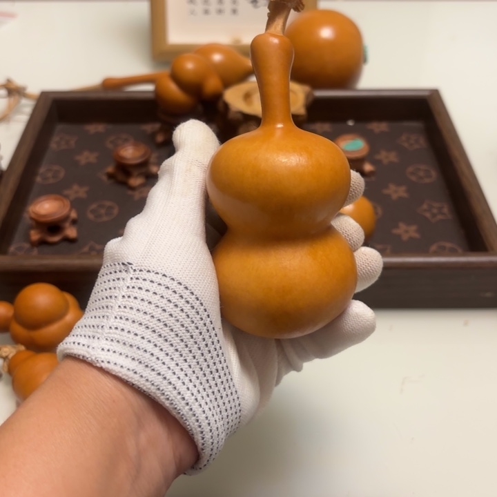 l***g天然手捻老皮葫芦