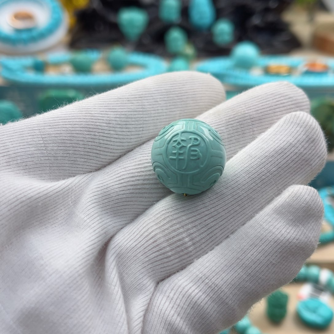 绿松石配饰未镶嵌