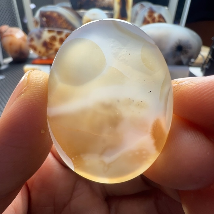 未镶嵌玛瑙/玉髓珠宝奇石