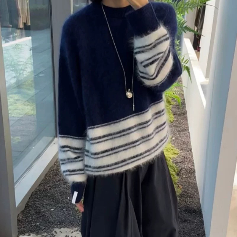 纯真组～100%羊绒圆领针织毛衣