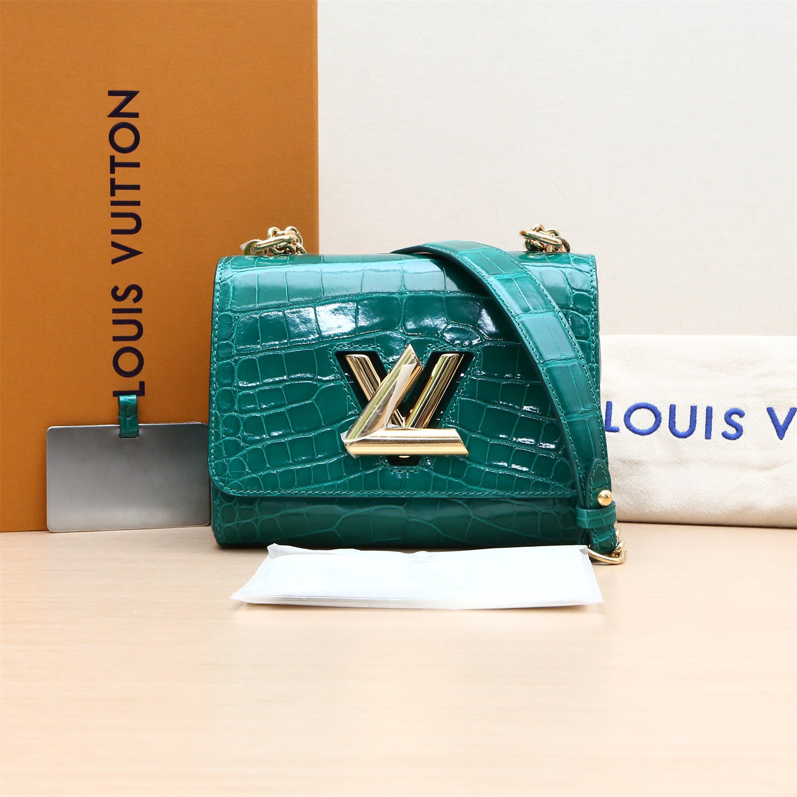 99新 LouisVuitton/路易威登 小花双双 TWIST 小号 鳄鱼 芯片 包