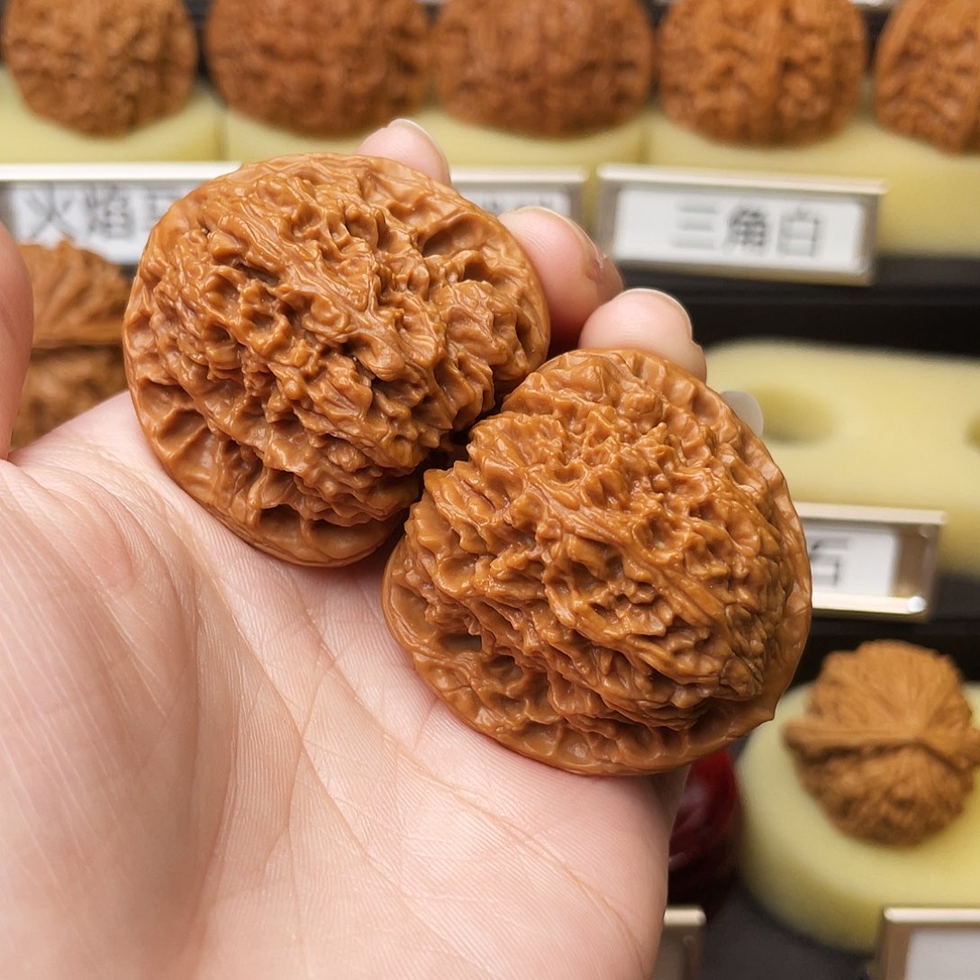 吊坠文玩核桃南疆41尺685