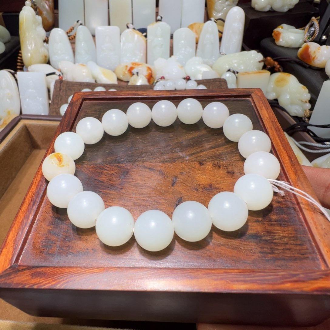 和田玉手串未镶嵌D***a