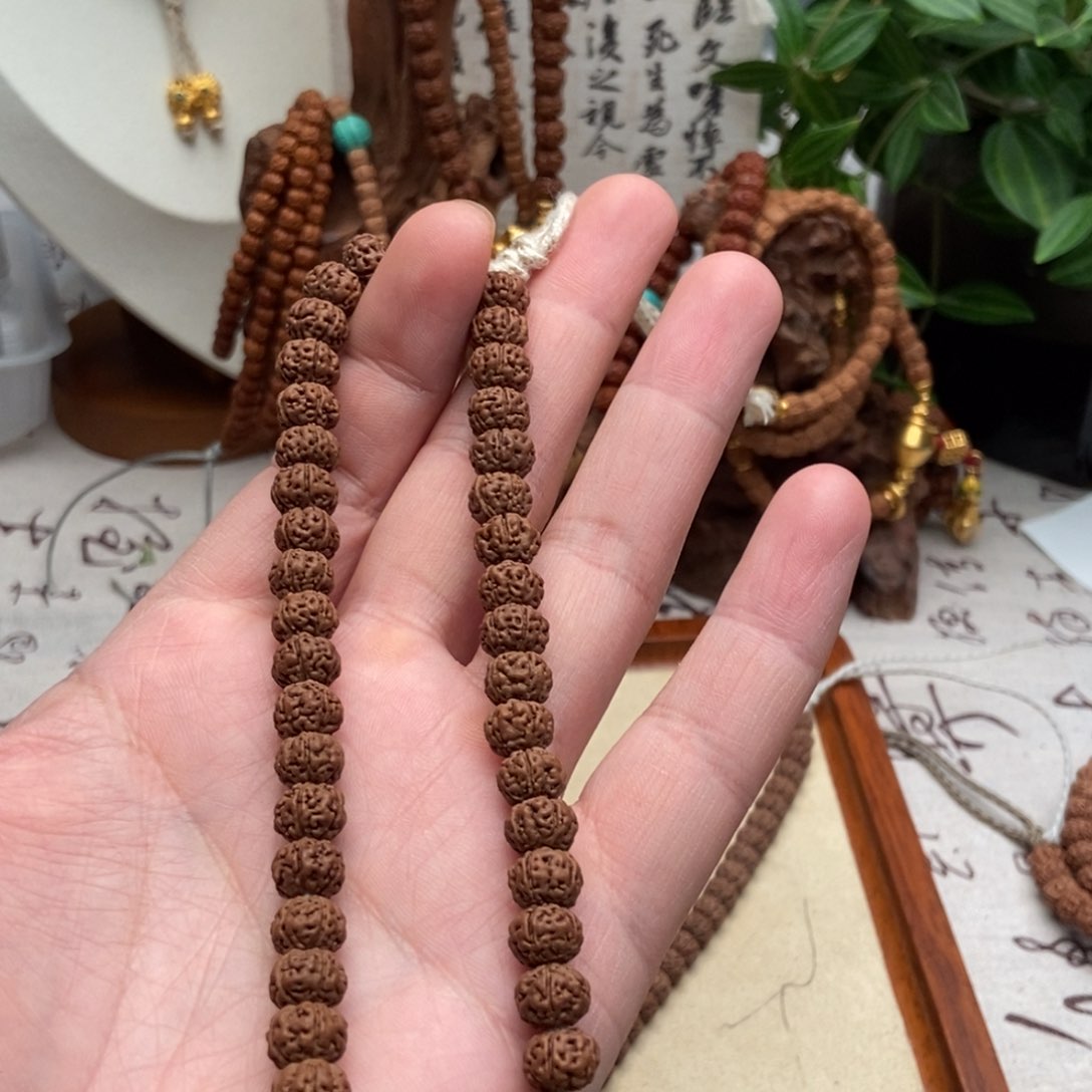 金刚菩提把件昆****东纯血老树王