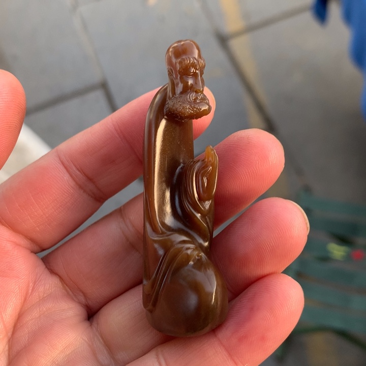 颈饰未镶嵌透闪石质玉