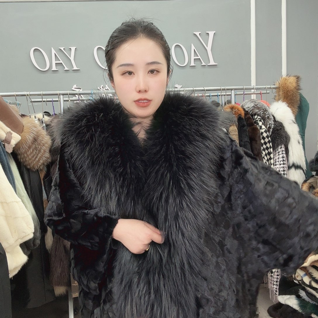 姚小妖家高端皮草