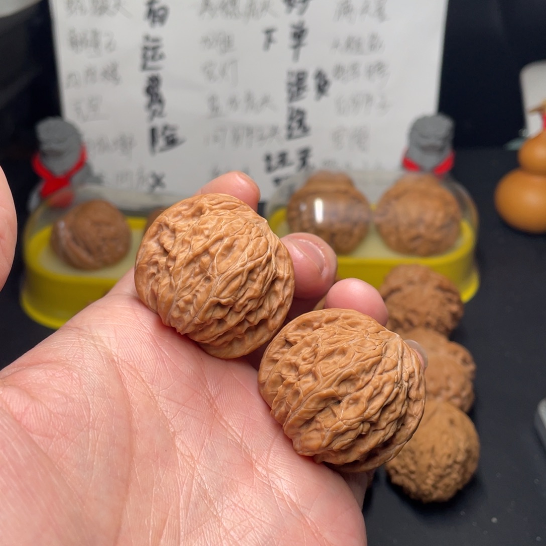 文玩核桃把件38磨盘88