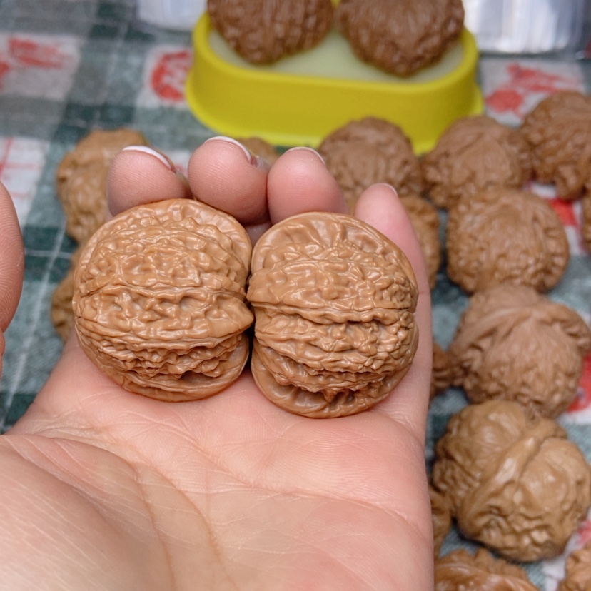 【闪购商品】文玩核桃吊坠白狮子37