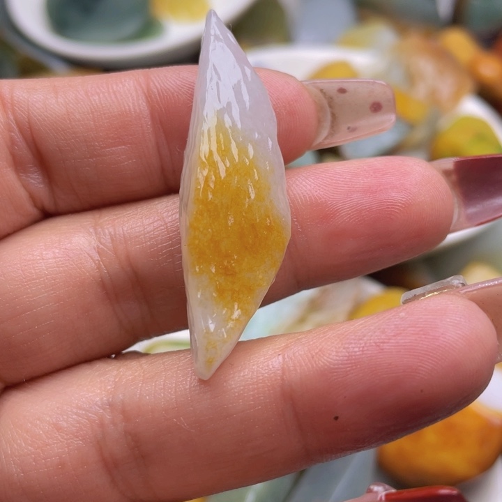 翡翠挂件未镶嵌*翡翠