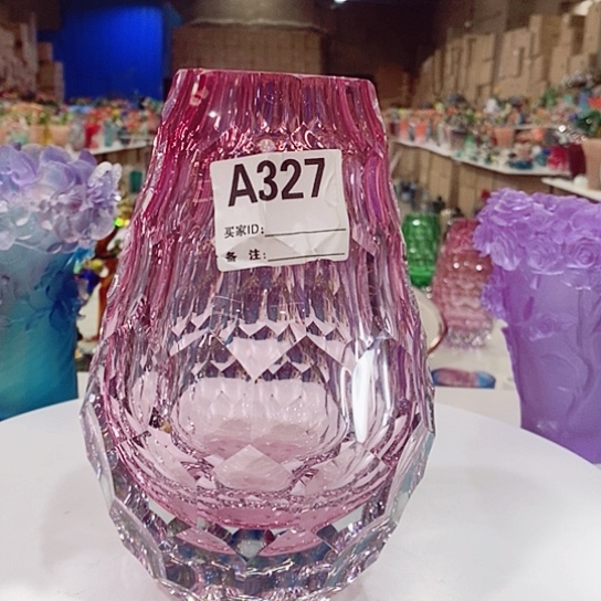 琉璃水晶花瓶高22厘米口径6厘米