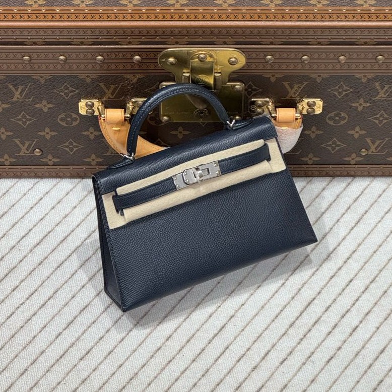 未使用 Hermes/爱马仕 lina/爱马仕76靛蓝色kelly二代包