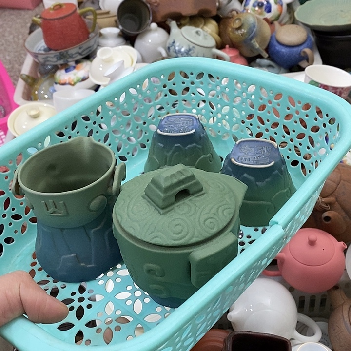 月***牙陶瓷艺术品及陶瓷制品