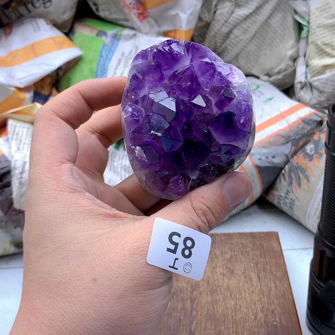 紫晶大型摆件（非配饰）未镶嵌