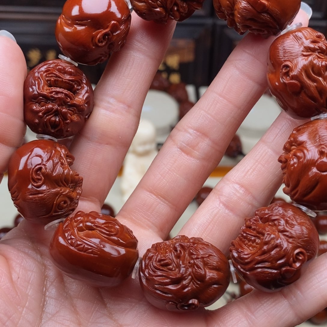 橄榄核吊坠?****?恶僧，