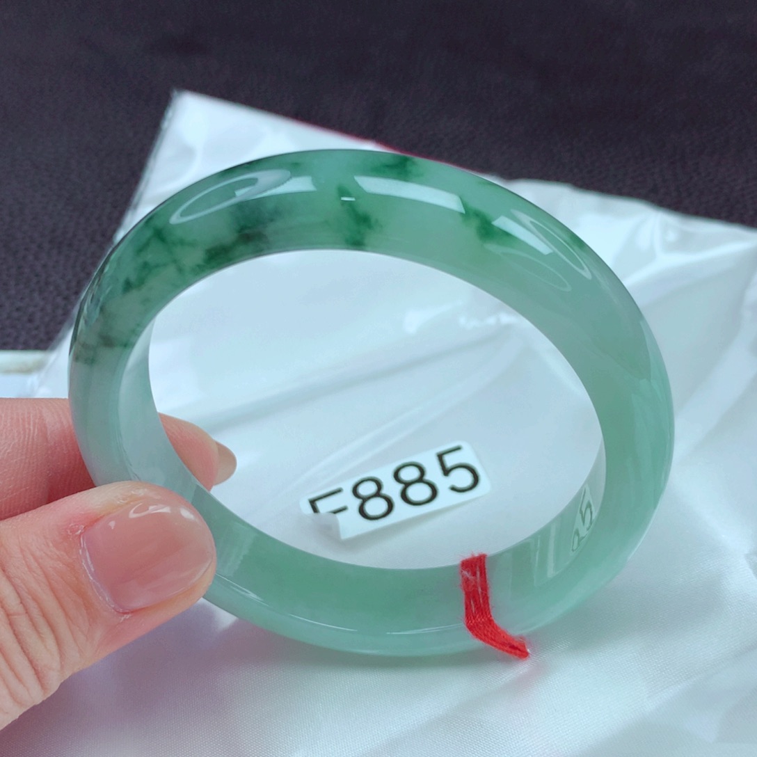 翡翠手镯未镶嵌手镯88