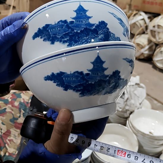 摆件陶瓷盘子碗啥都有大号