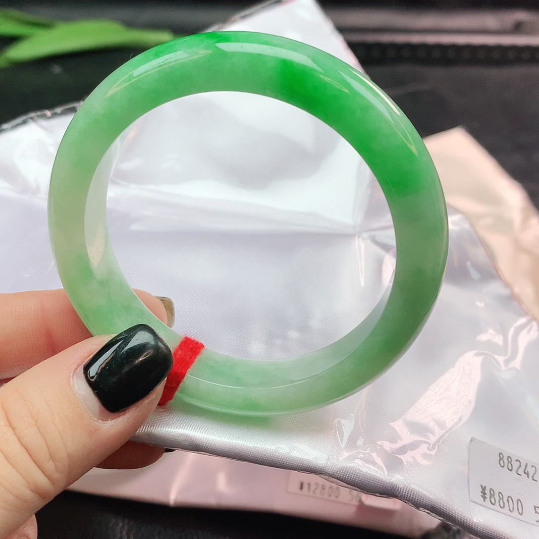 翡翠手镯未镶嵌正882422