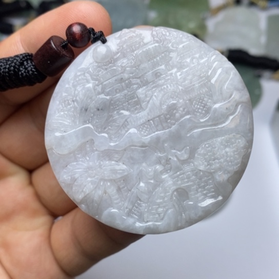 翡翠未镶嵌颈饰翡翠