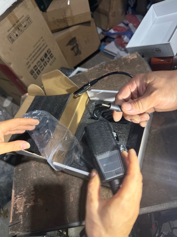 9新  5V电容麦一个