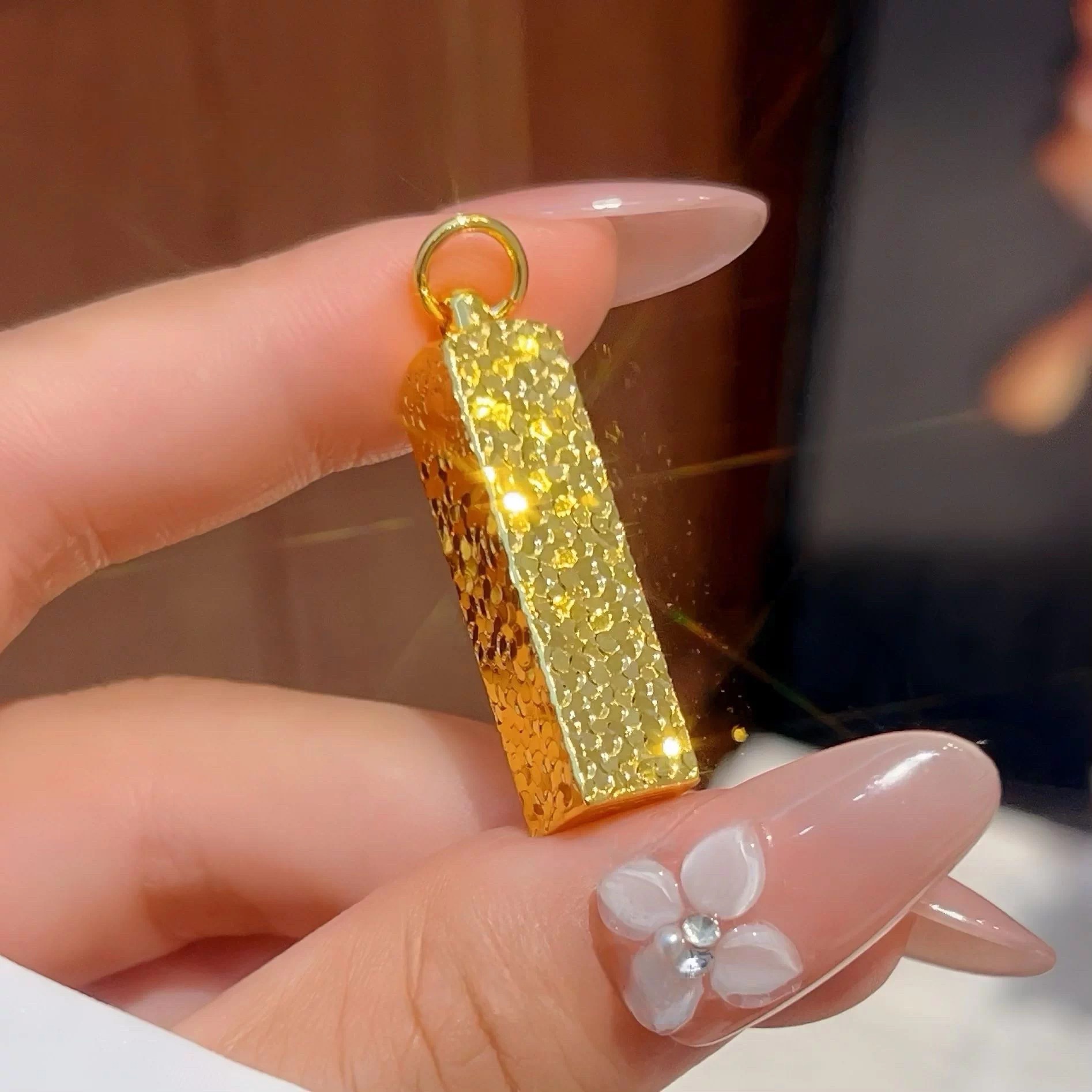 吊坠足银 黄色碎碎冰四方来财实心小方砖吊坠项链爆闪毛衣链