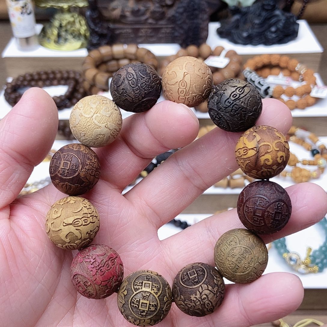 滴血莲花菩提手串