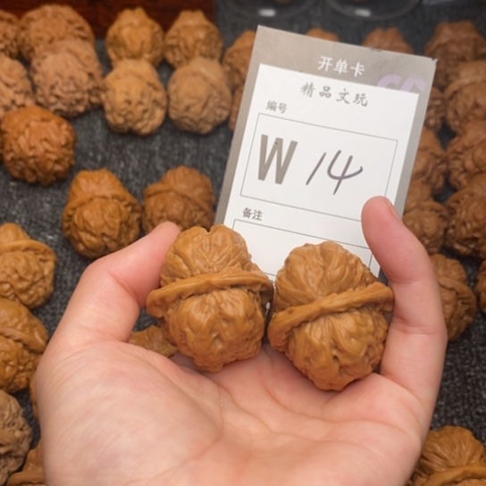 吊坠桃核平*我是第一百36