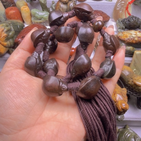 岫岩河磨玉（透闪石质玉）手串未镶嵌勇*