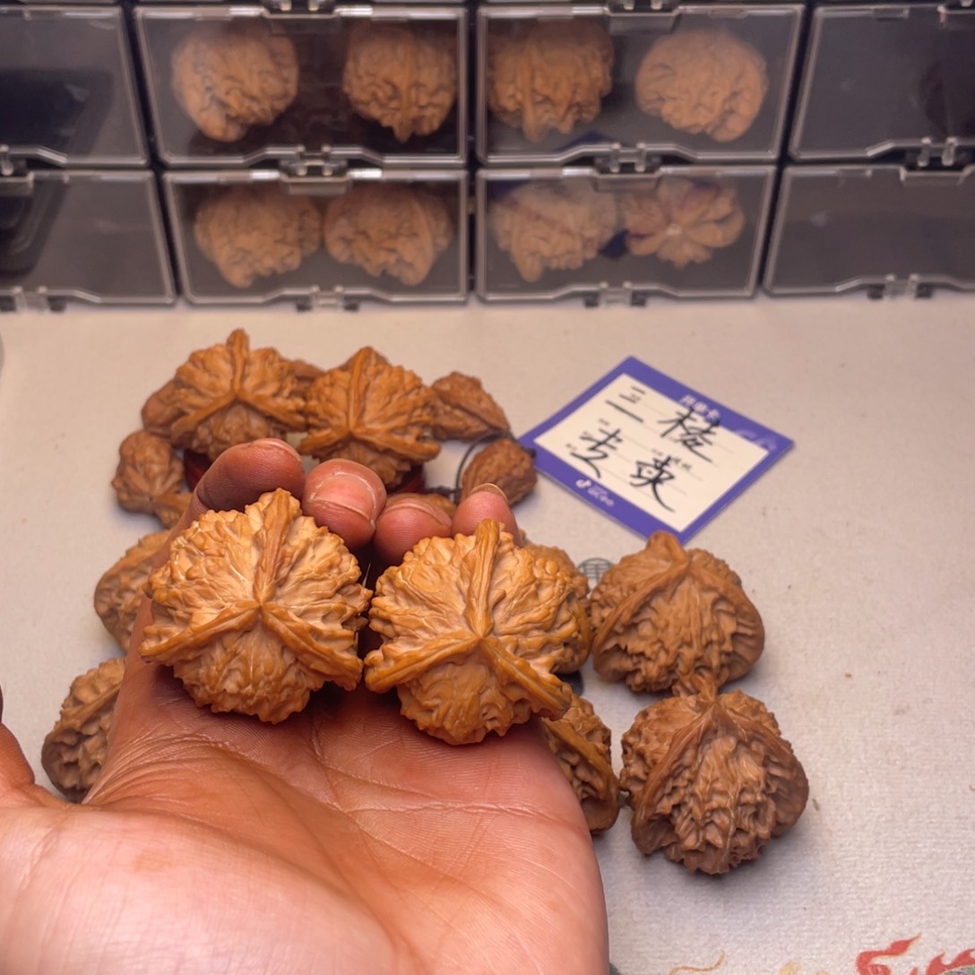 胖***爸吊坠文玩核桃盘山