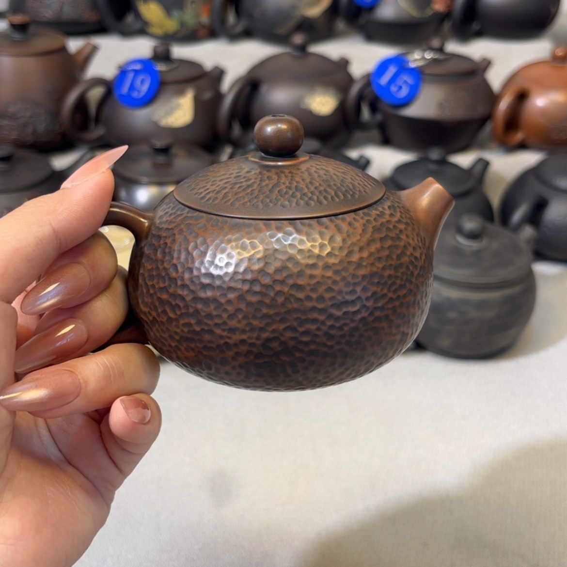 【闪购商品】红泥 锤纹壶 容量 170c c
