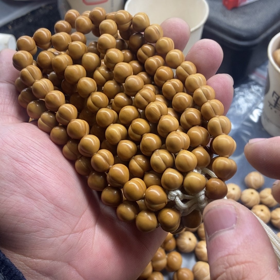 吊坠猴头核桃屁桃