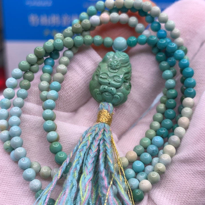 绿松石配饰未镶嵌