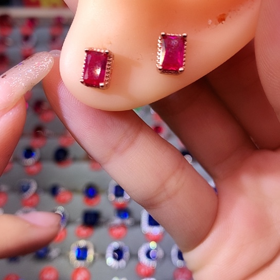 红宝石耳饰银S925镶嵌