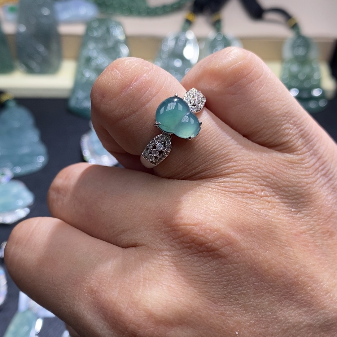 吊坠(不含链)未镶嵌翡翠葫芦戒指